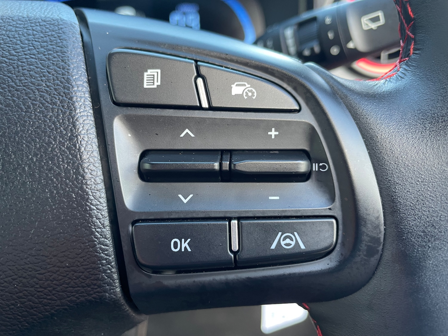 Used Hyundai i10 2024 for sale - 77006885: Photo 27