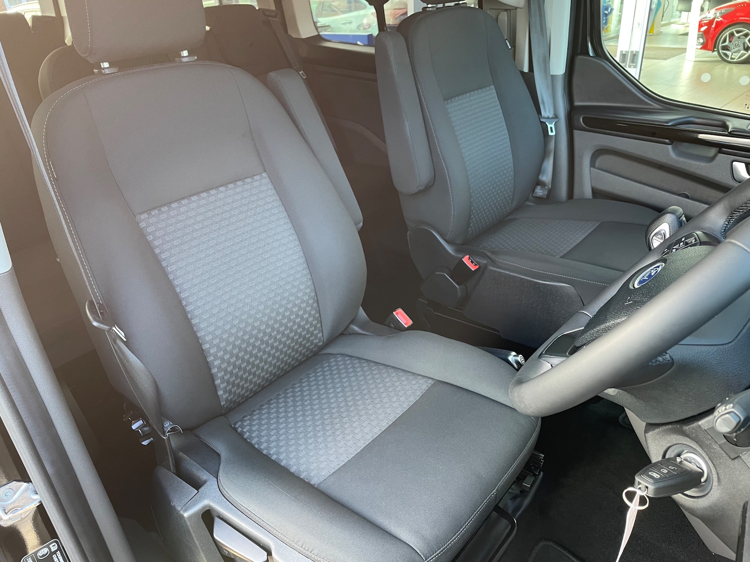 Used Ford Tourneo Custom 2022 for sale - 77000777: Photo 11