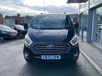 Used Ford Tourneo Custom 2022 for sale - 77000777: Photo