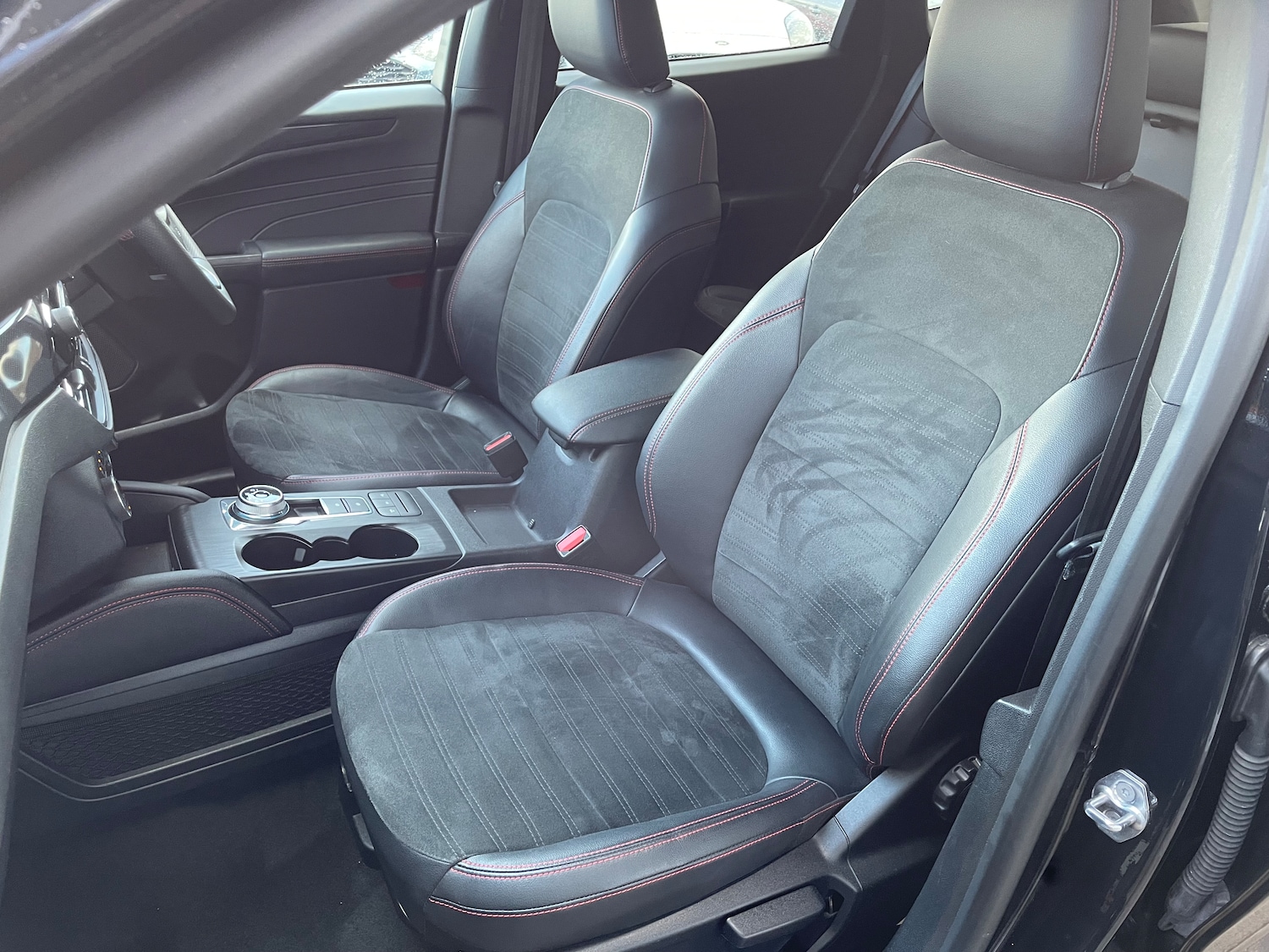 Used Ford Kuga 2022 for sale - 77000582: Photo 17