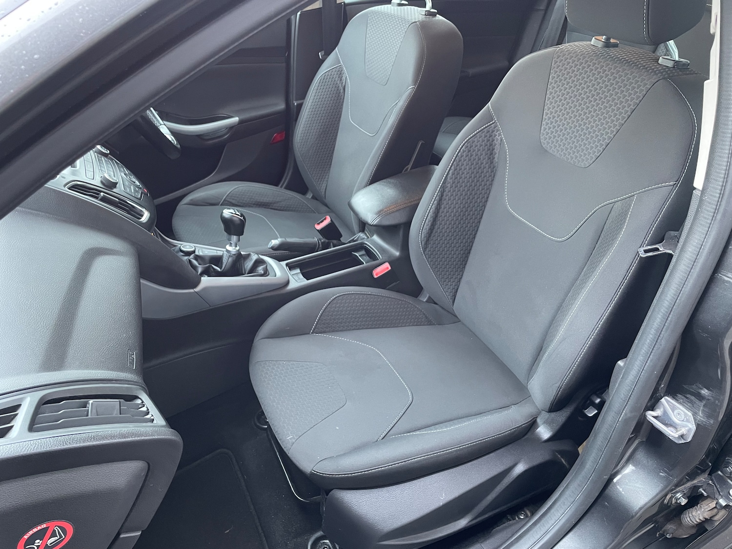 Used Ford Focus 2015 for sale - 77555559: Photo 18