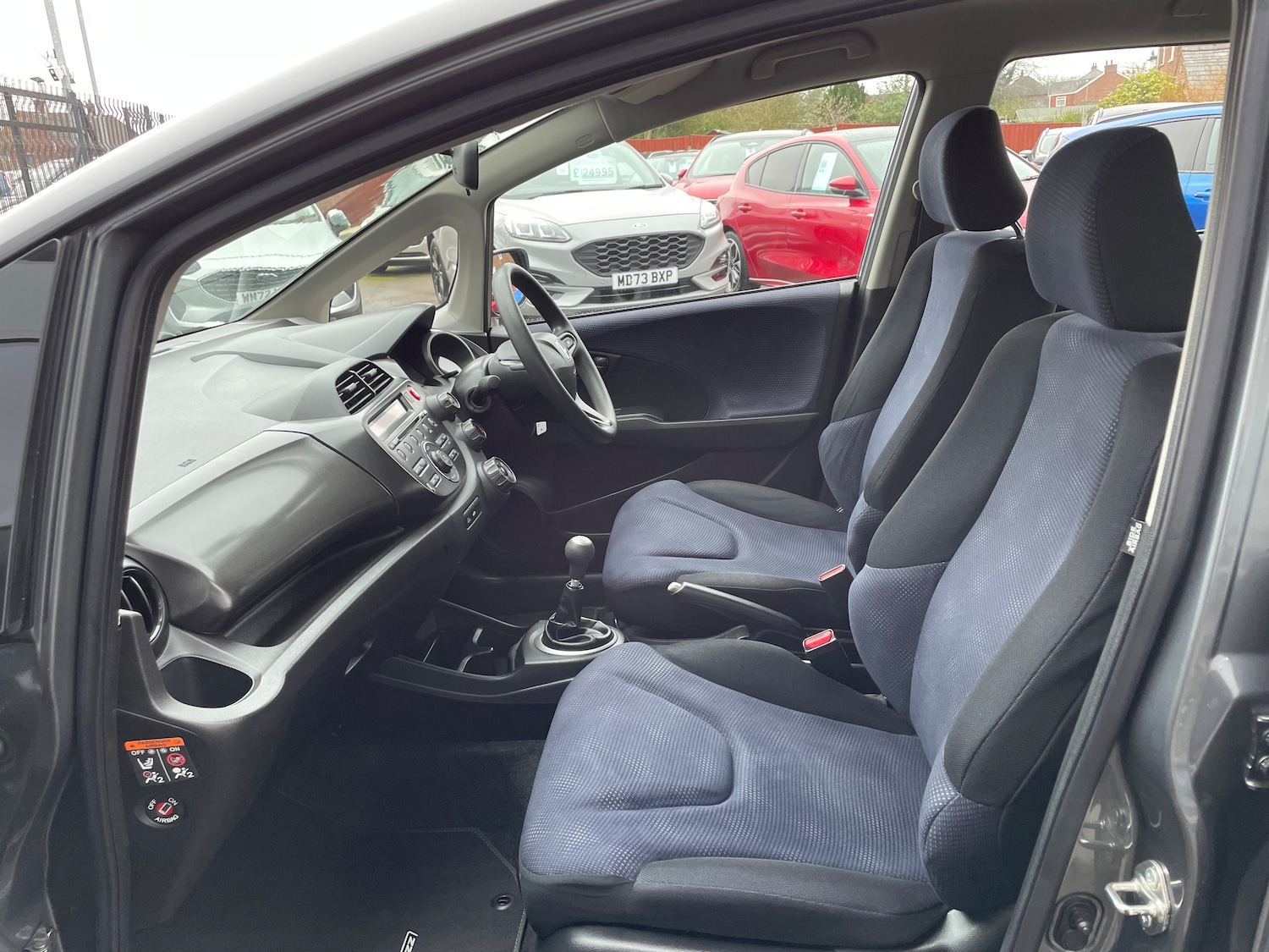 Used Honda Jazz 2013 for sale - 77813761: Photo 16