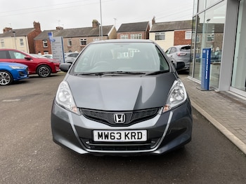 Used Honda Jazz 2013 for sale - 77813761: Photo