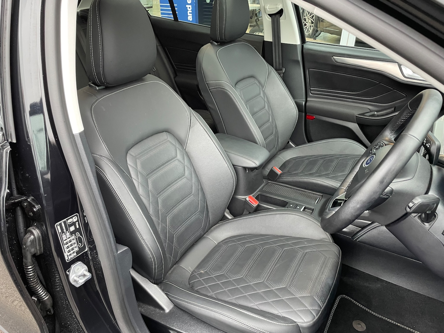 Used Ford Focus 2024 for sale - 77000609: Photo 15