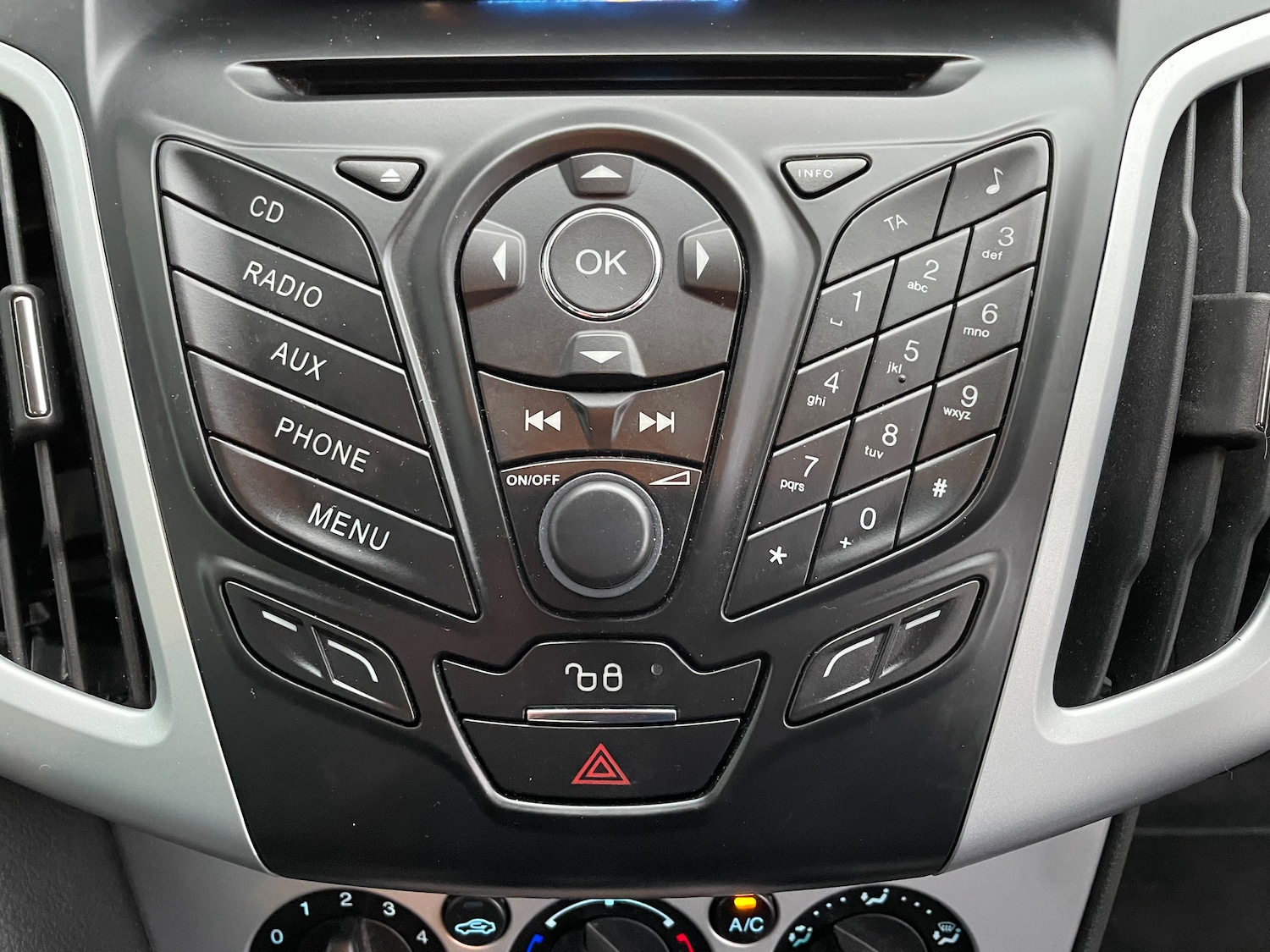 Used Ford Focus 2012 for sale - 77000614: Photo 17