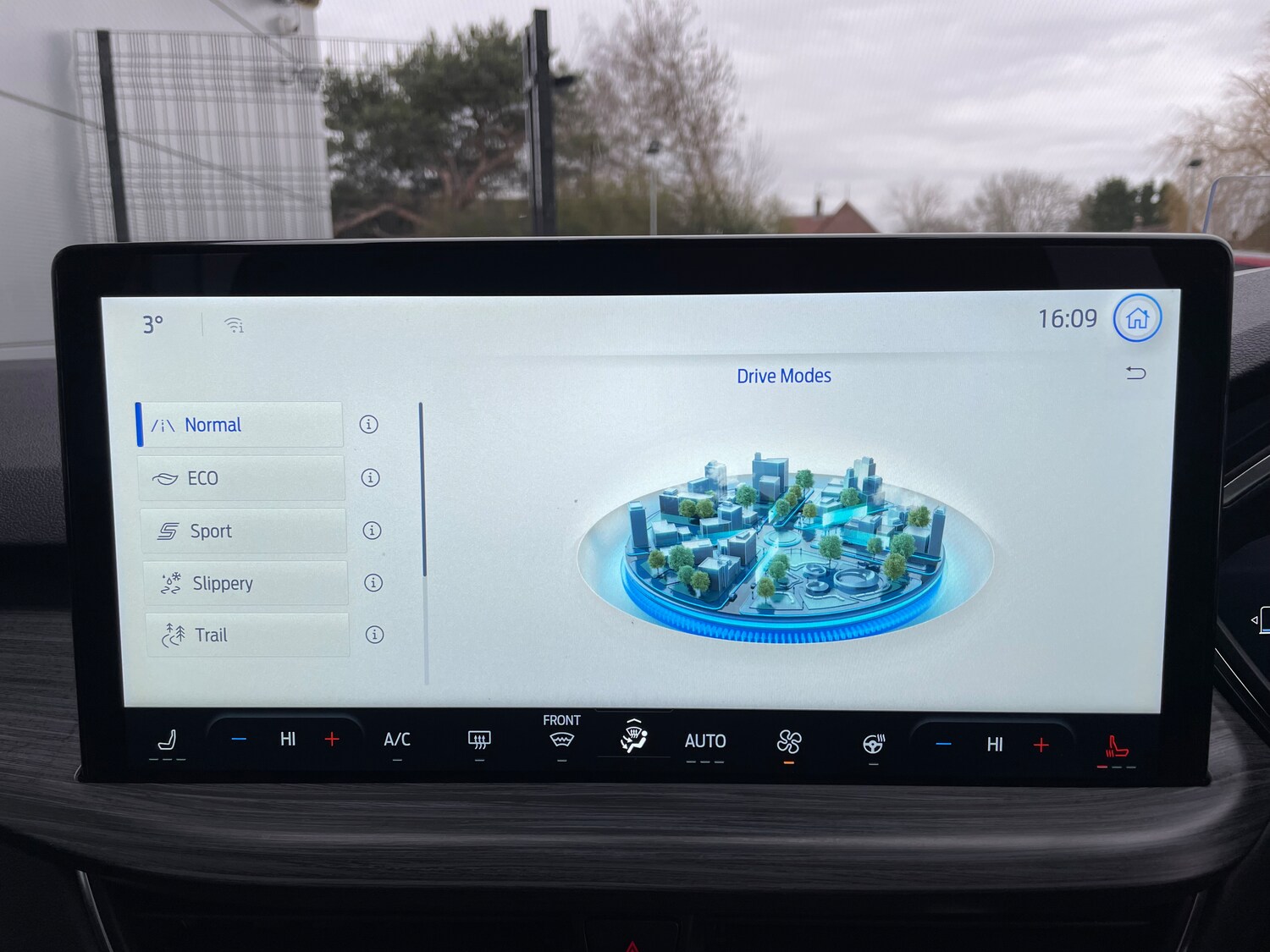 Used Ford Kuga 2024 for sale - 77604281: Photo 32