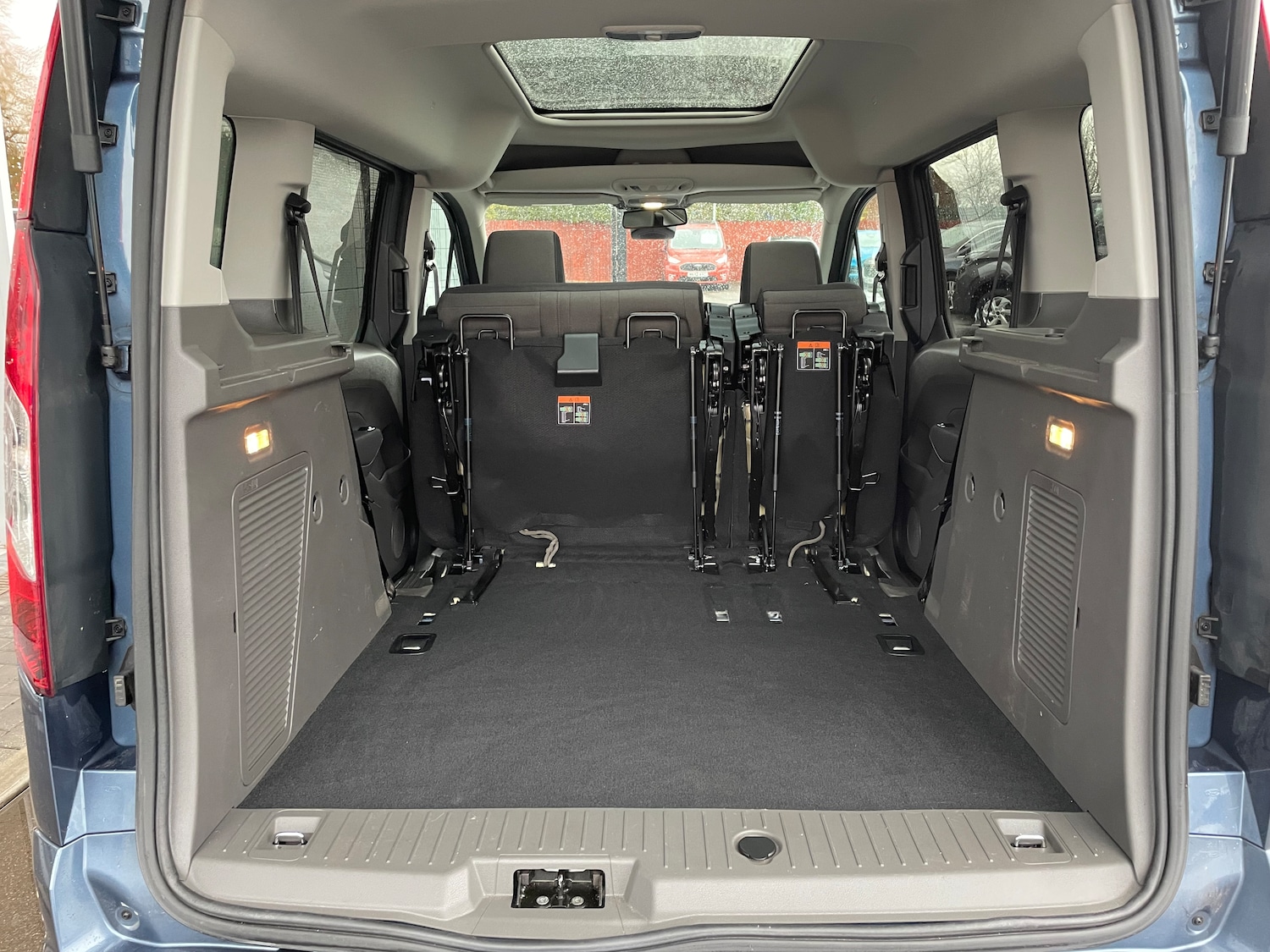 Used Ford Tourneo Connect 2021 for sale - 77000615: Photo 15