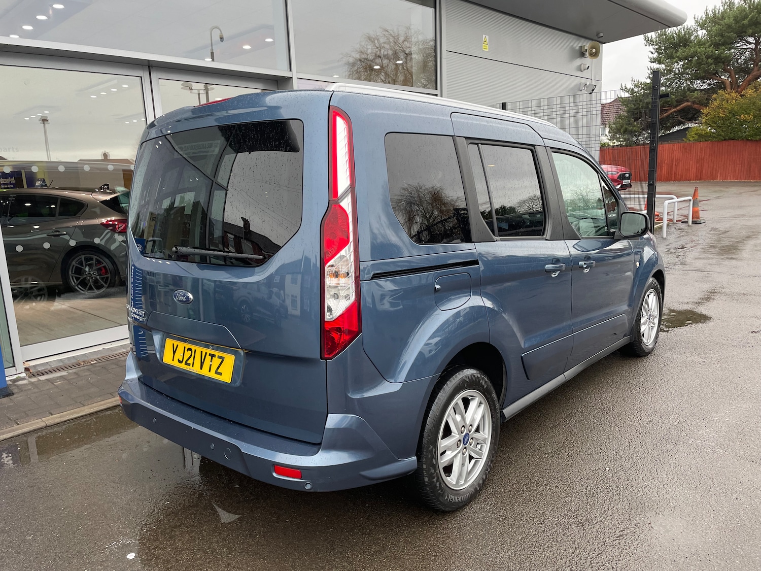 Used Ford Tourneo Connect 2021 for sale - 77000615: Photo 6