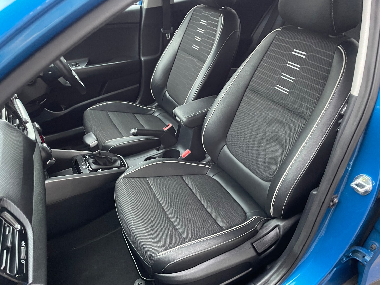 Used Kia Stonic 2022 for sale - 77617197: Photo 18