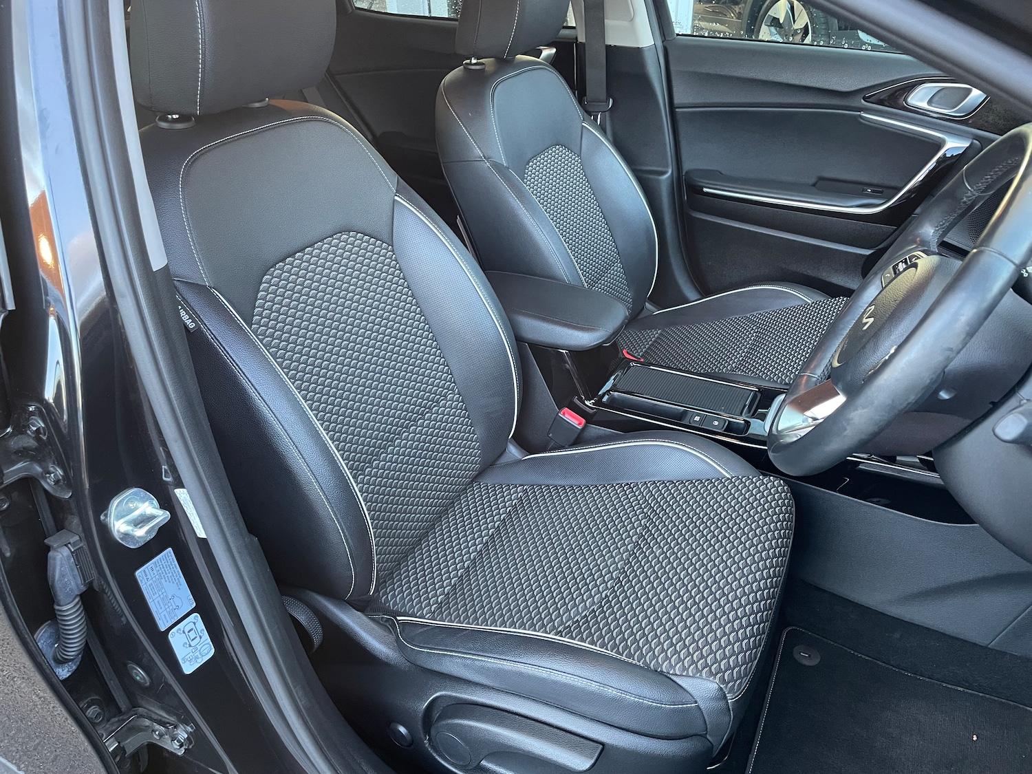 Used Kia XCeed 2022 for sale - 77094288: Photo 12