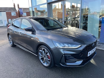 Used Ford Focus 2023 for sale - 77000596: Photo