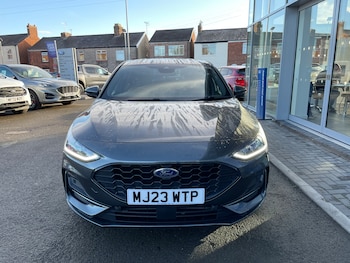 Used Ford Focus 2023 for sale - 77000596: Photo