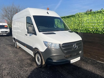 Mercedes-Benz - Sprinter