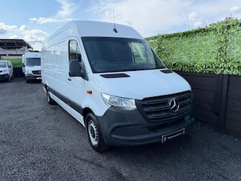 Mercedes-Benz - Sprinter