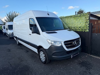 Mercedes-Benz Sprinter feature image
