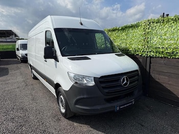 Mercedes-Benz - Sprinter