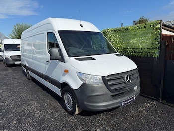 Mercedes-Benz - Sprinter