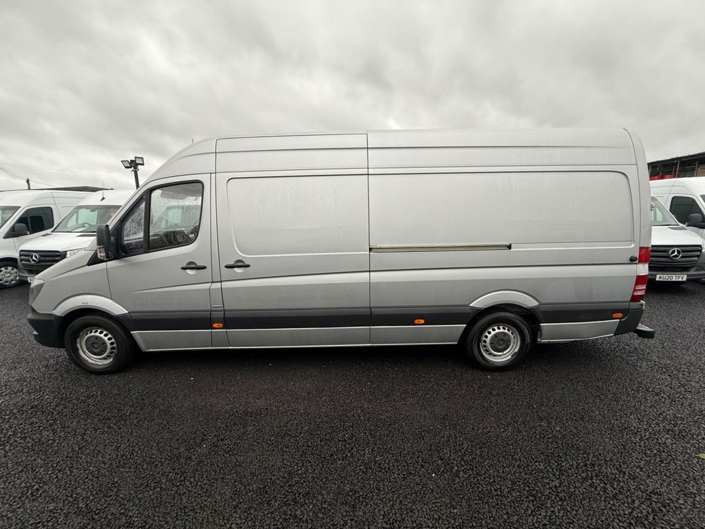 Used Mercedes-Benz Sprinter 2018 for sale - 77213000: Photo 13