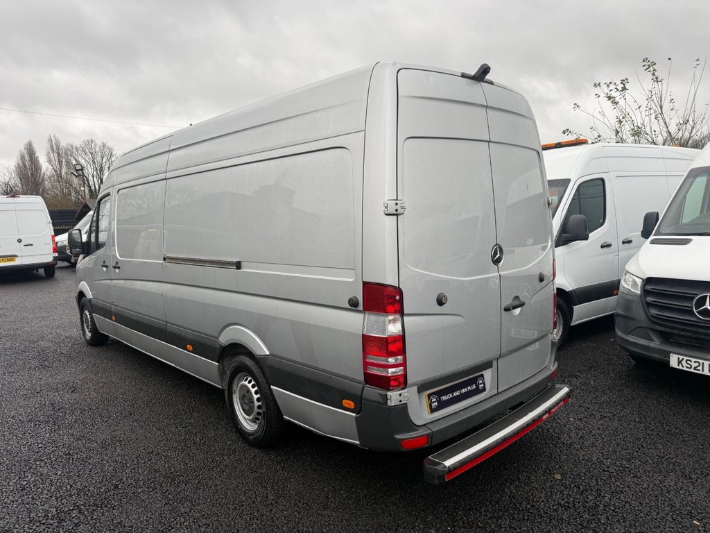 Used Mercedes-Benz Sprinter 2018 for sale - 77213000: Photo 14