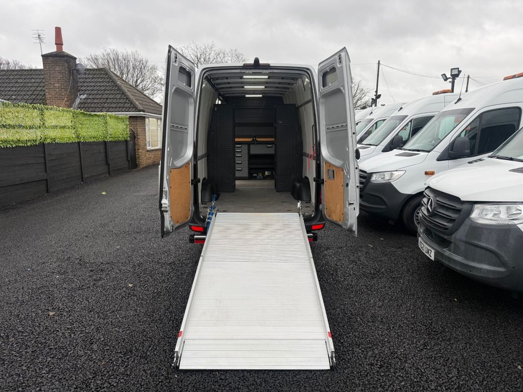 Used Mercedes-Benz Sprinter 2018 for sale - 77213000: Photo 18