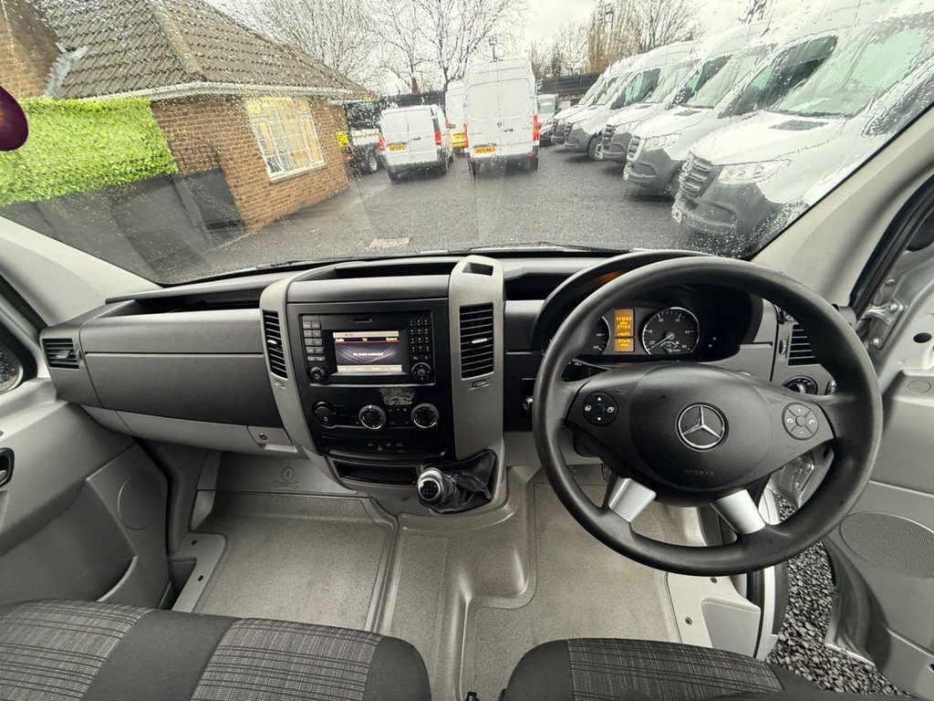 Used Mercedes-Benz Sprinter 2018 for sale - 77213000: Photo 24