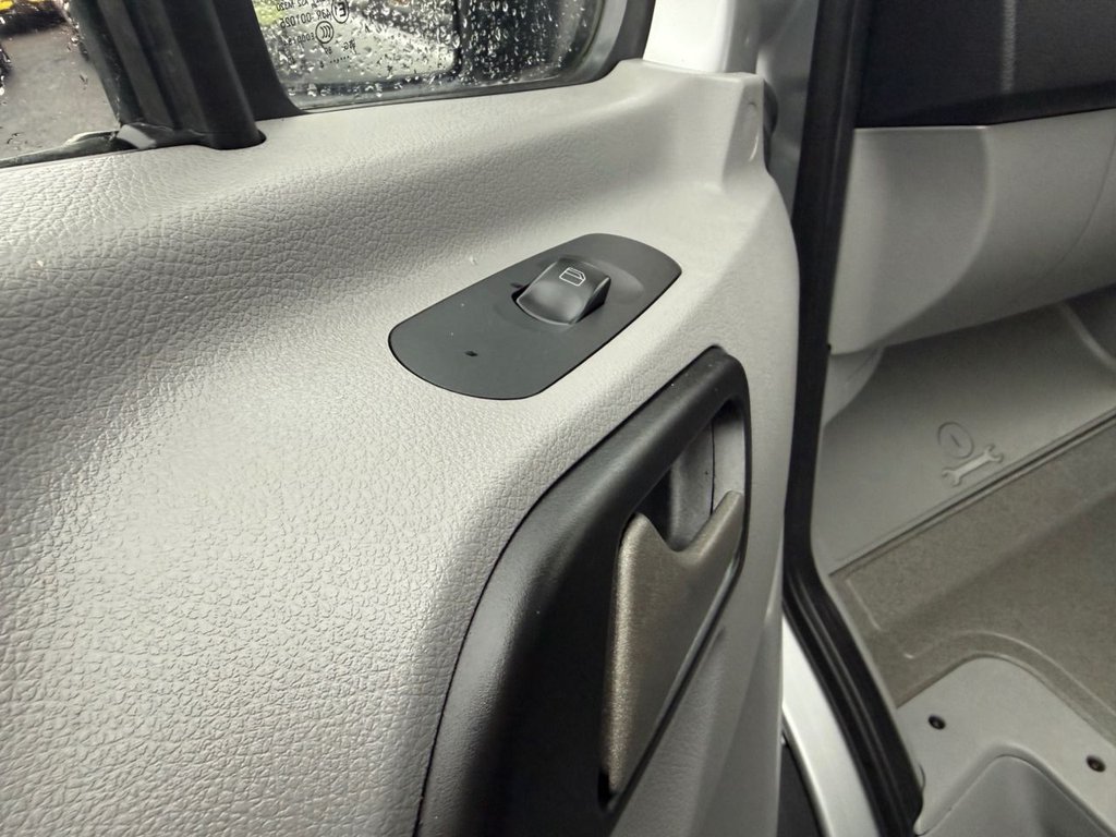 Used Mercedes-Benz Sprinter 2018 for sale - 77213000: Photo 36