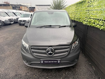 Used Mercedes-Benz Vito 2021 for sale - 76867870: Photo