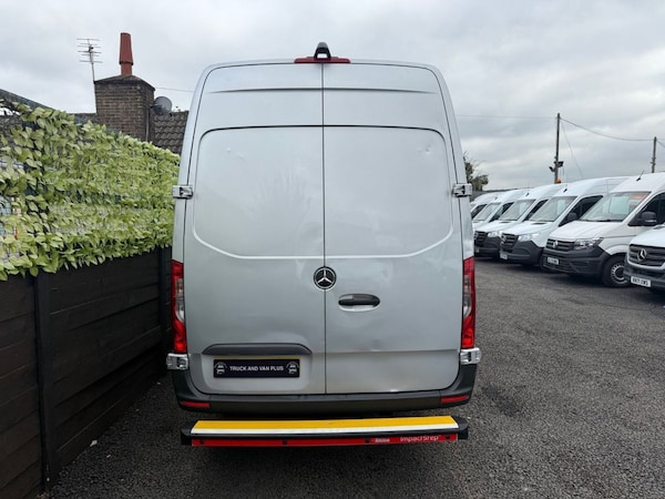 Used Mercedes-Benz Sprinter 2019 for sale - 76210423: Photo 8