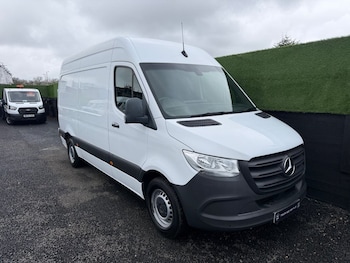 Mercedes-Benz Sprinter feature image