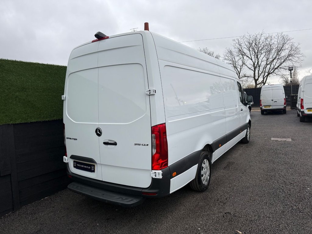 Used Mercedes-Benz Sprinter 2022 for sale - 77919727: Photo 8