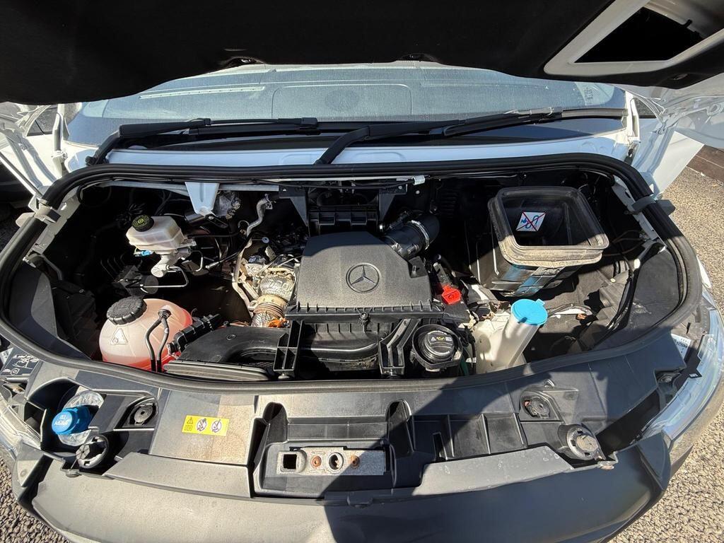 Vehicle 33