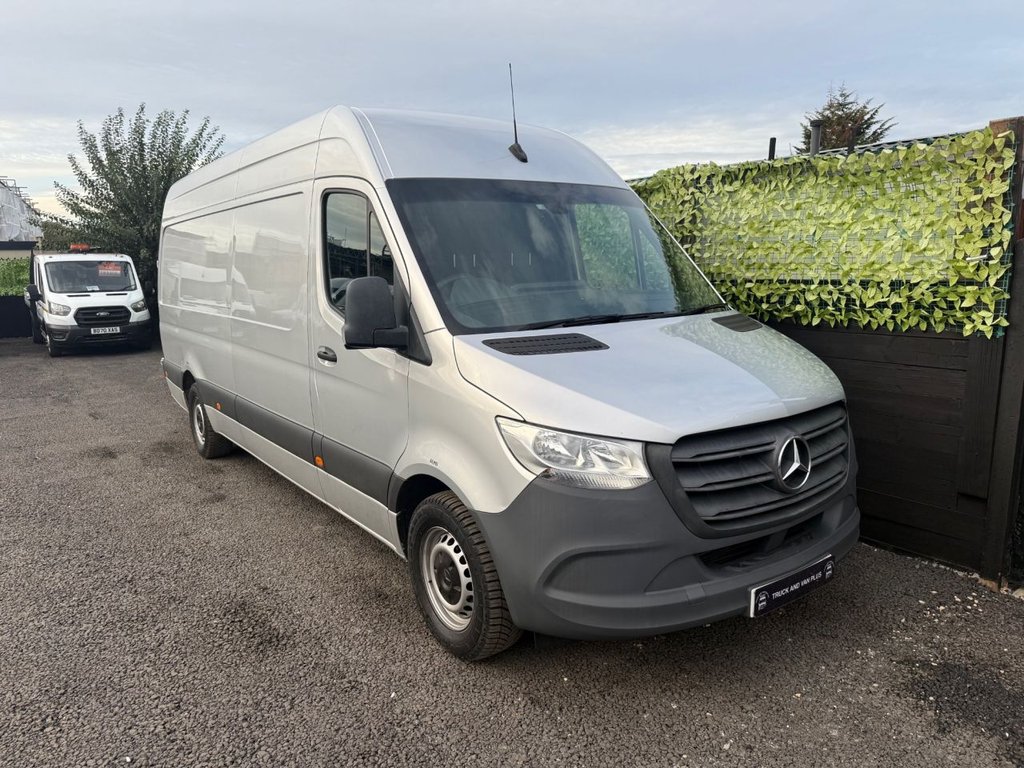 Used Mercedes-Benz Sprinter 2019 for sale - 76582733: Photo 1