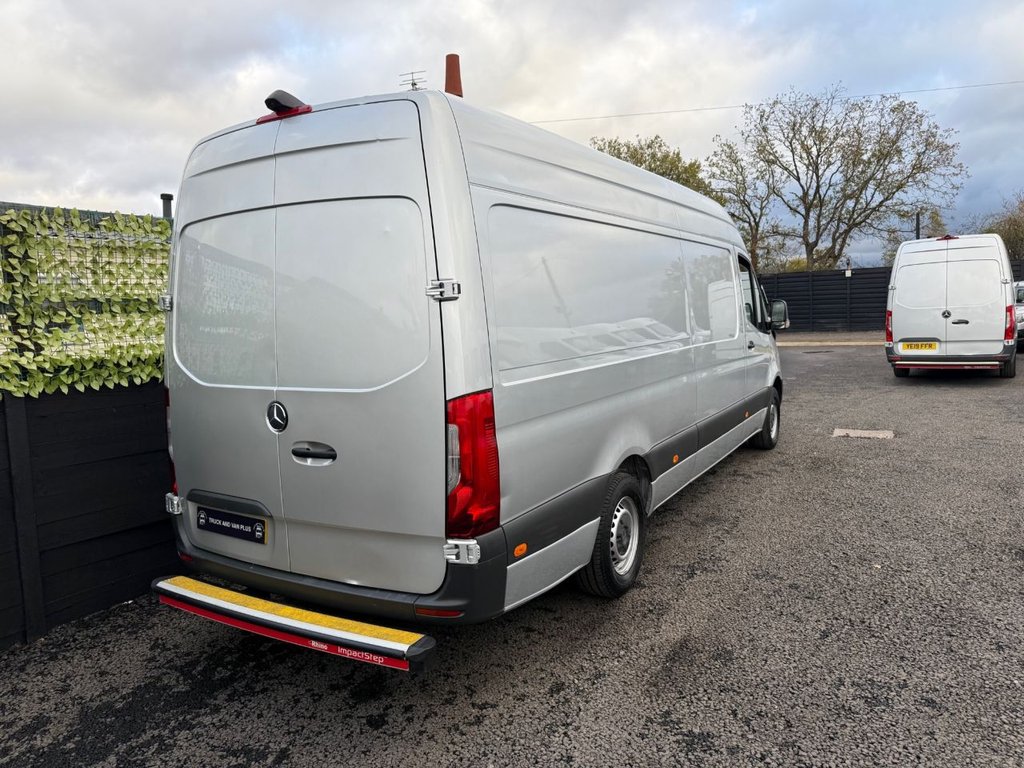 Used Mercedes-Benz Sprinter 2020 for sale - 76632350: Photo 8