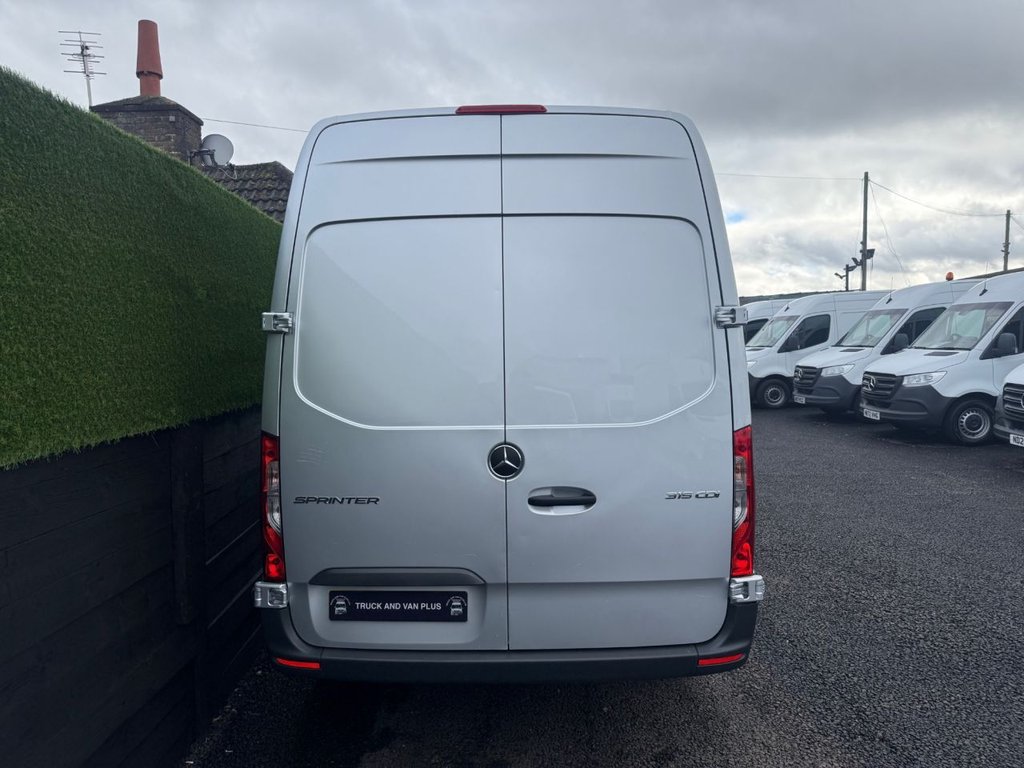 Used Mercedes-Benz Sprinter 2023 for sale - 77507580: Photo 9