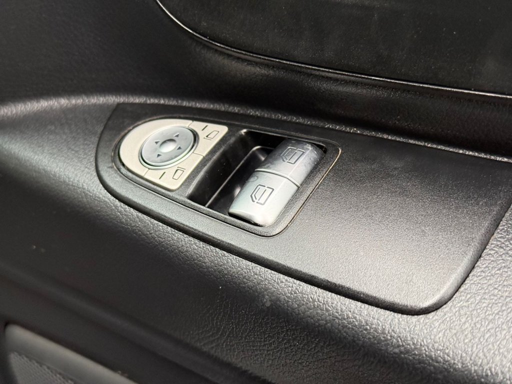 Used Mercedes-Benz Vito 2021 for sale - 76867927: Photo 32
