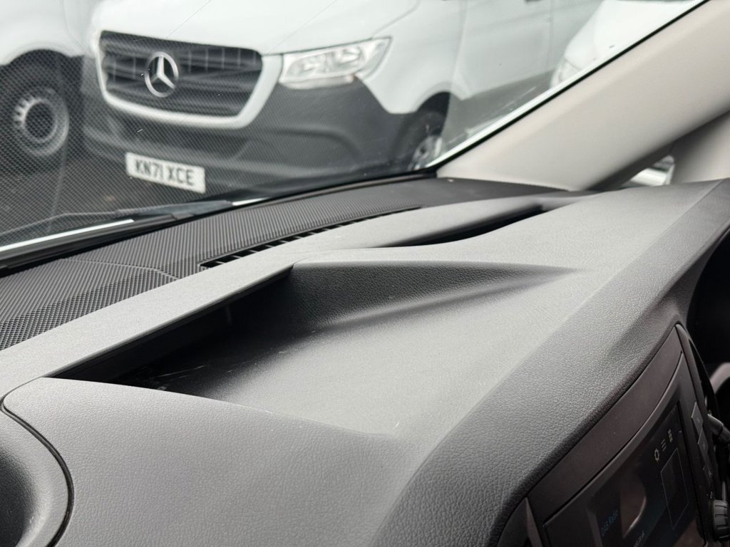 Used Mercedes-Benz Vito 2021 for sale - 76867927: Photo 42