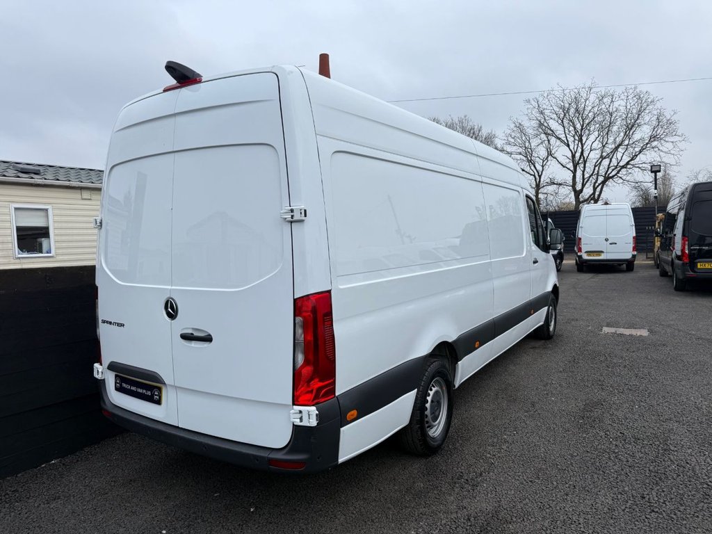 Used Mercedes-Benz Sprinter 2023 for sale - 77341756: Photo 8