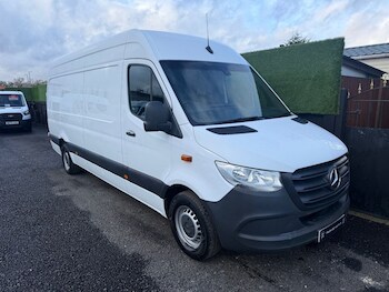 Mercedes-Benz Sprinter feature image