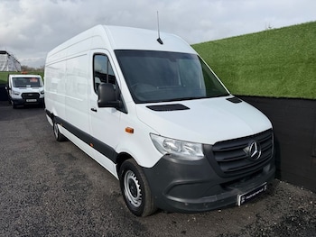 Mercedes-Benz Sprinter feature image