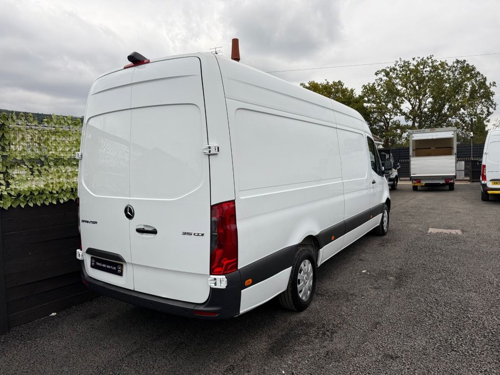Used Mercedes-Benz Sprinter 2021 for sale - 76080842: Photo 8