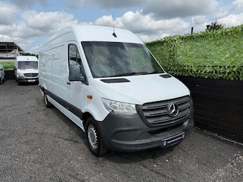 Mercedes-Benz - Sprinter