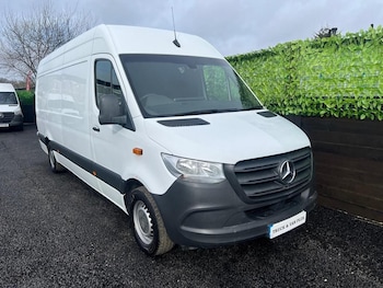 Mercedes-Benz - Sprinter