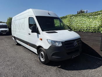 Mercedes-Benz - Sprinter