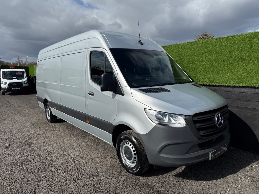 Used Mercedes-Benz Sprinter 2023 for sale - 78069368: Photo 1