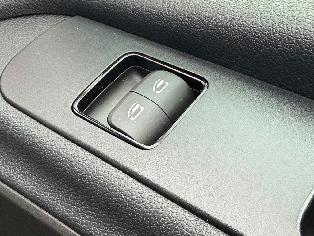 Used Mercedes-Benz Sprinter 2023 for sale - 78069368: Photo 38