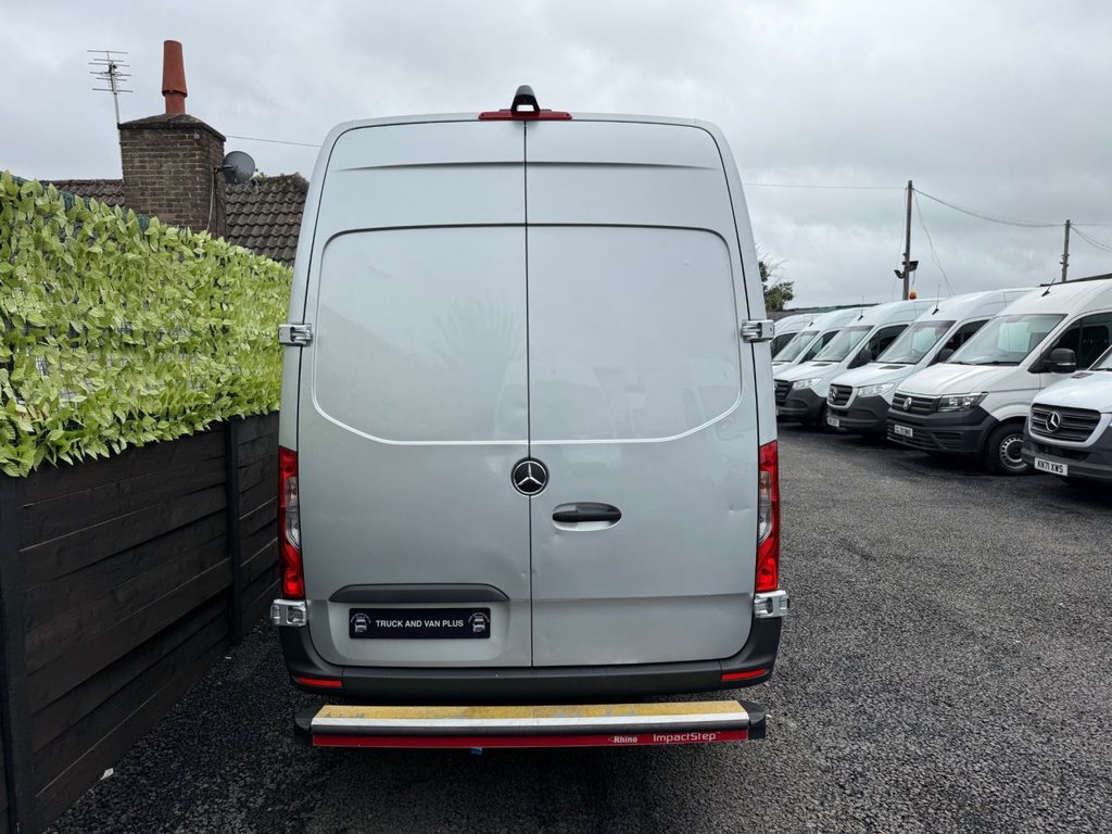 Used Mercedes-Benz Sprinter 2020 for sale - 76010280: Photo 8