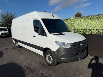 Mercedes-Benz - Sprinter