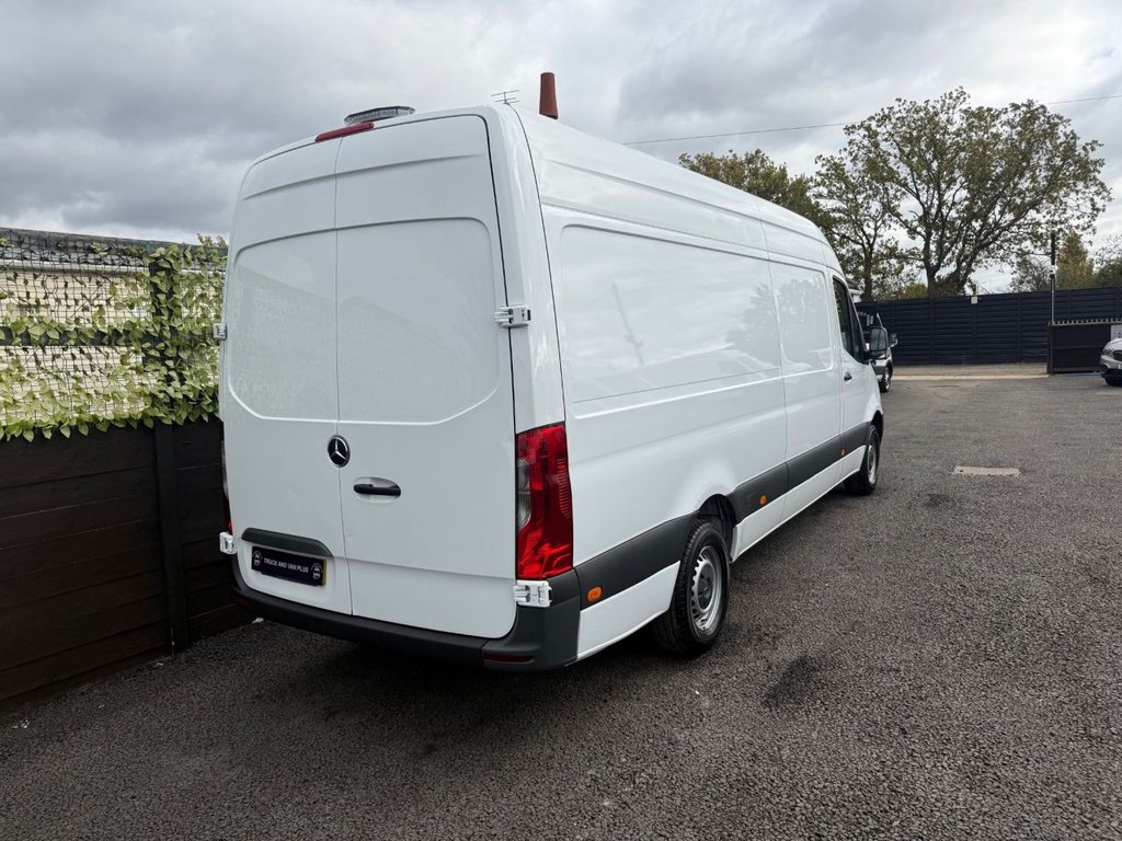 Used Mercedes-Benz Sprinter 2023 for sale - 76386419: Photo 8