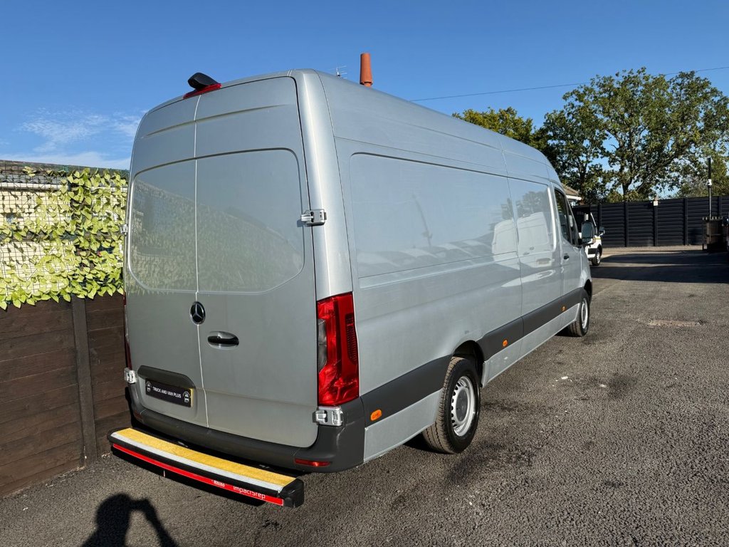 Used Mercedes-Benz Sprinter 2022 for sale - 76010063: Photo 8