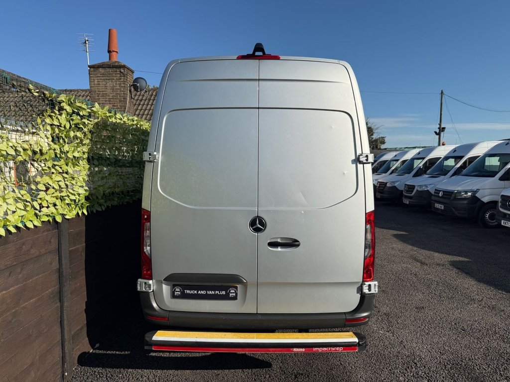 Used Mercedes-Benz Sprinter 2022 for sale - 76010063: Photo 9